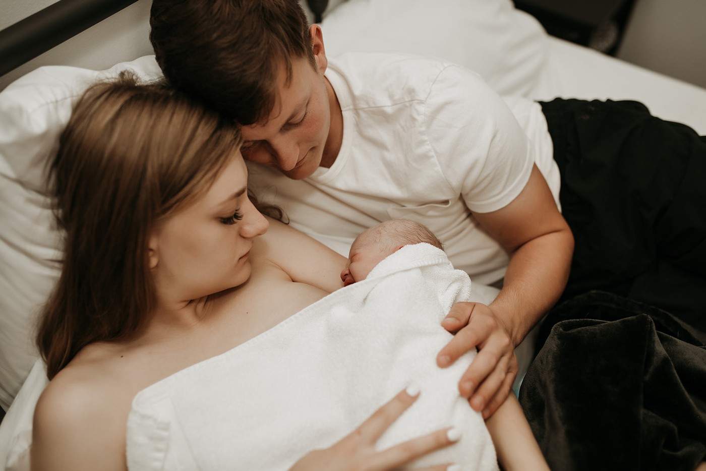 Comprehensive birthing education classes