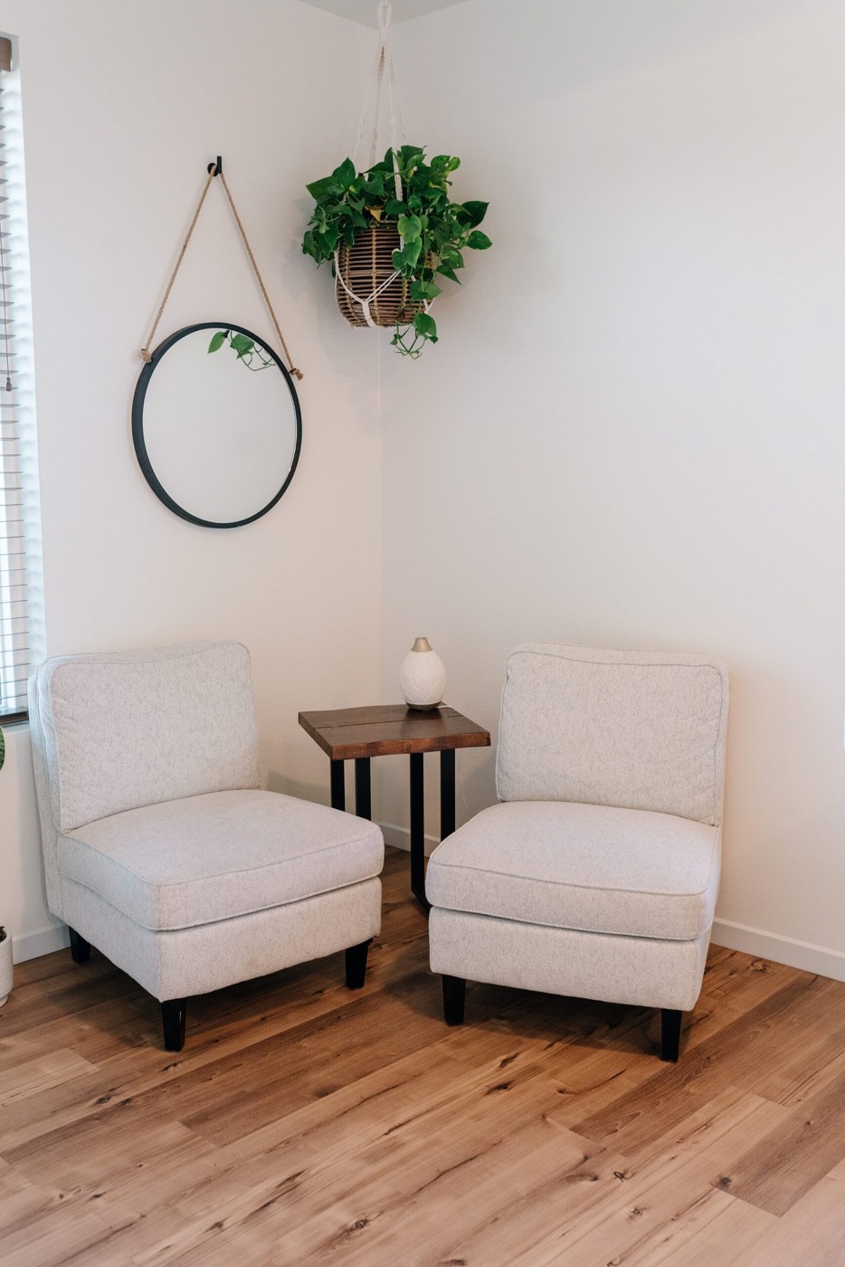 Comfortable labor suite