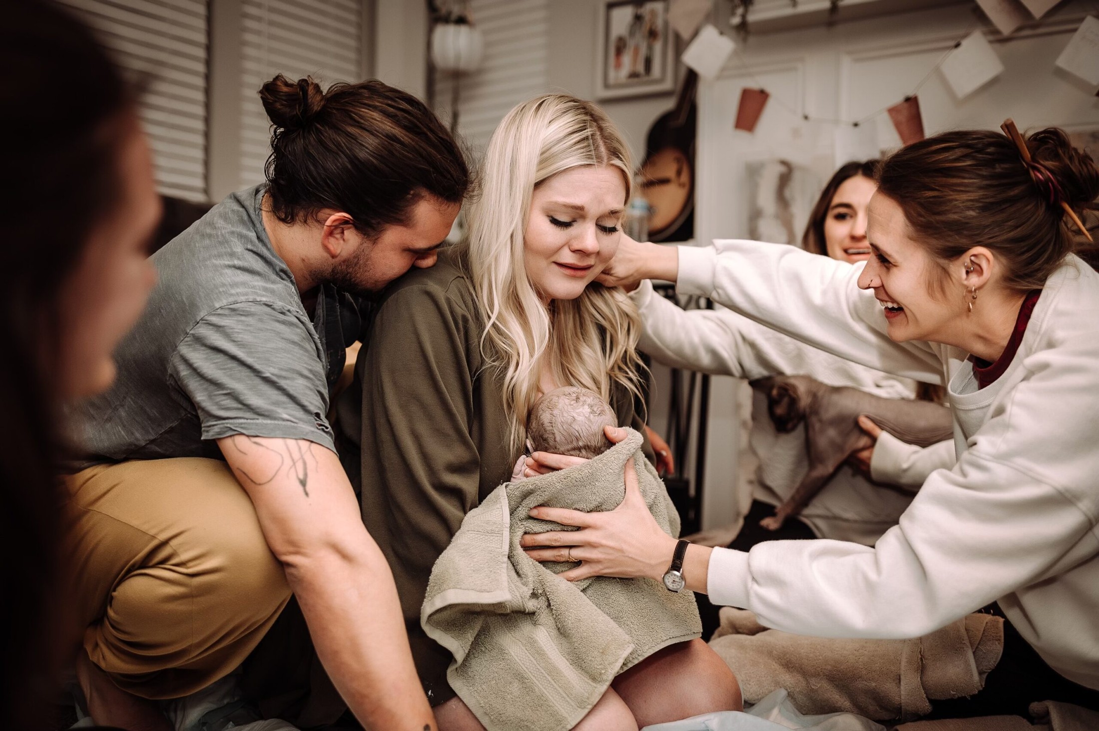 Experienced Lubbock midwife providing water birth care at birthing center
